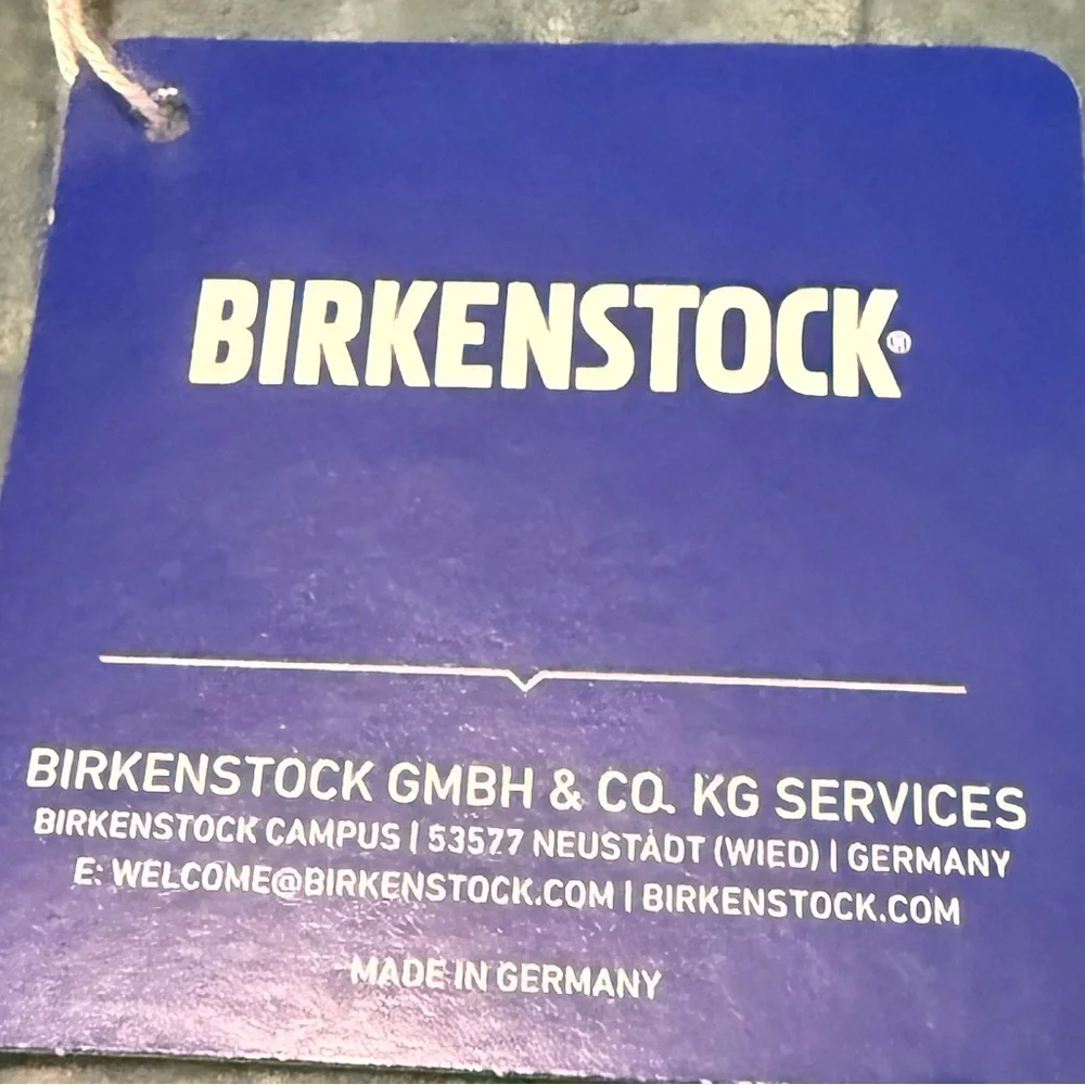 Birkenstock silver Gizeh Sandal NWT SIZE WOMEN 39 - Picture 4 of 5
